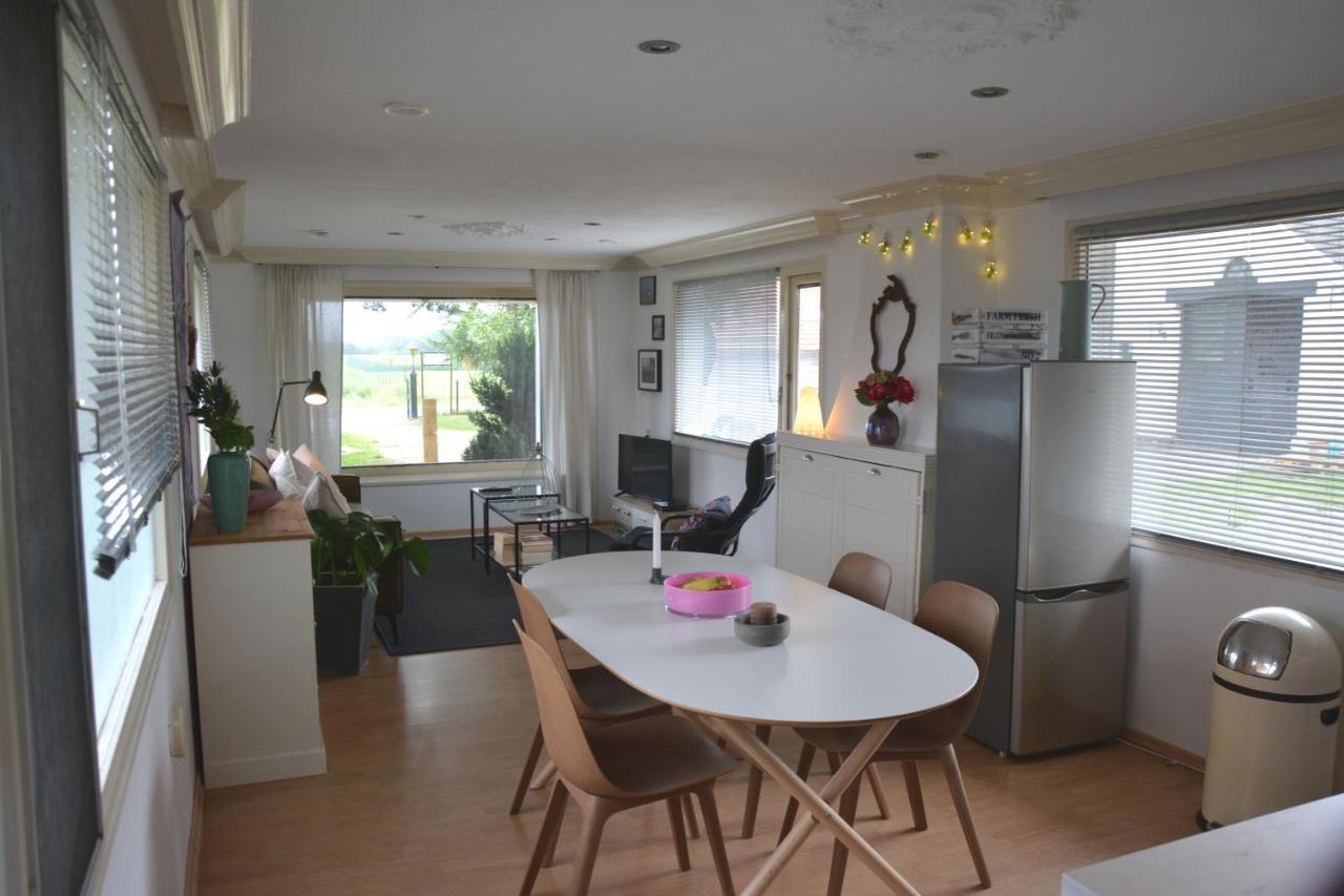 Ferienhaus Grafenland Dersum Luaran gambar