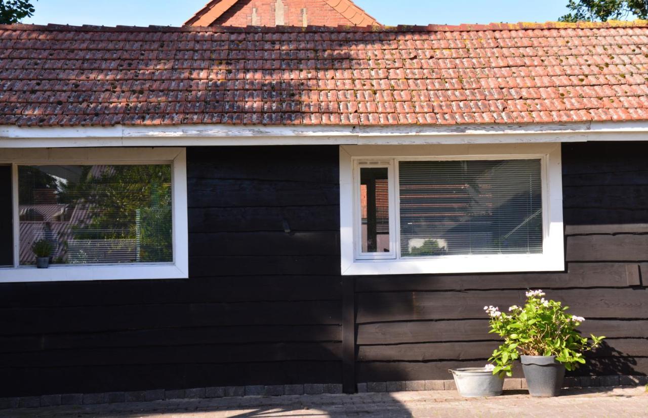 Ferienhaus Grafenland Dersum Luaran gambar